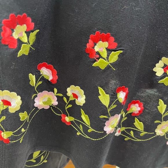 Larry Levine Black Button Down Blouse - Picture 3 of 8